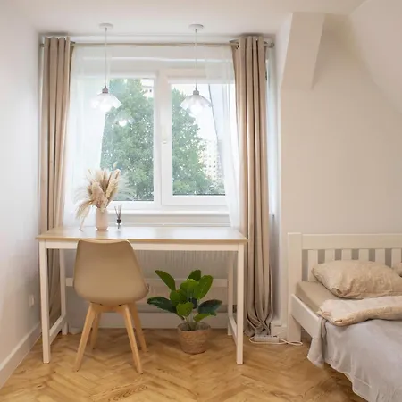Cozy Kochanowskiego Apartamento